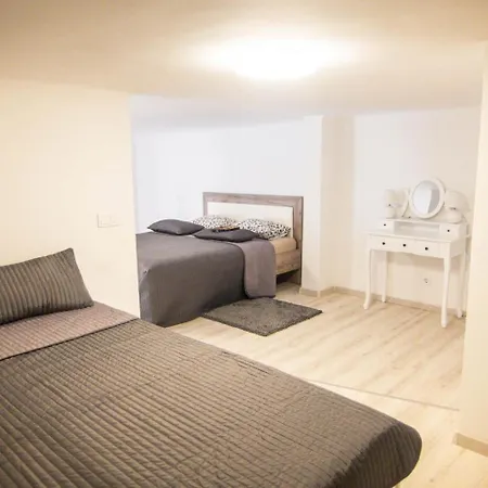 Goldcentral Apartment Budapest Kültér fotó