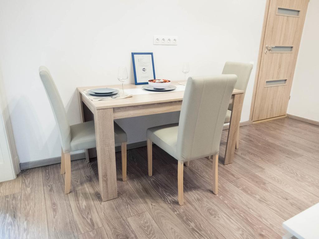 Apartament Goldcentral *