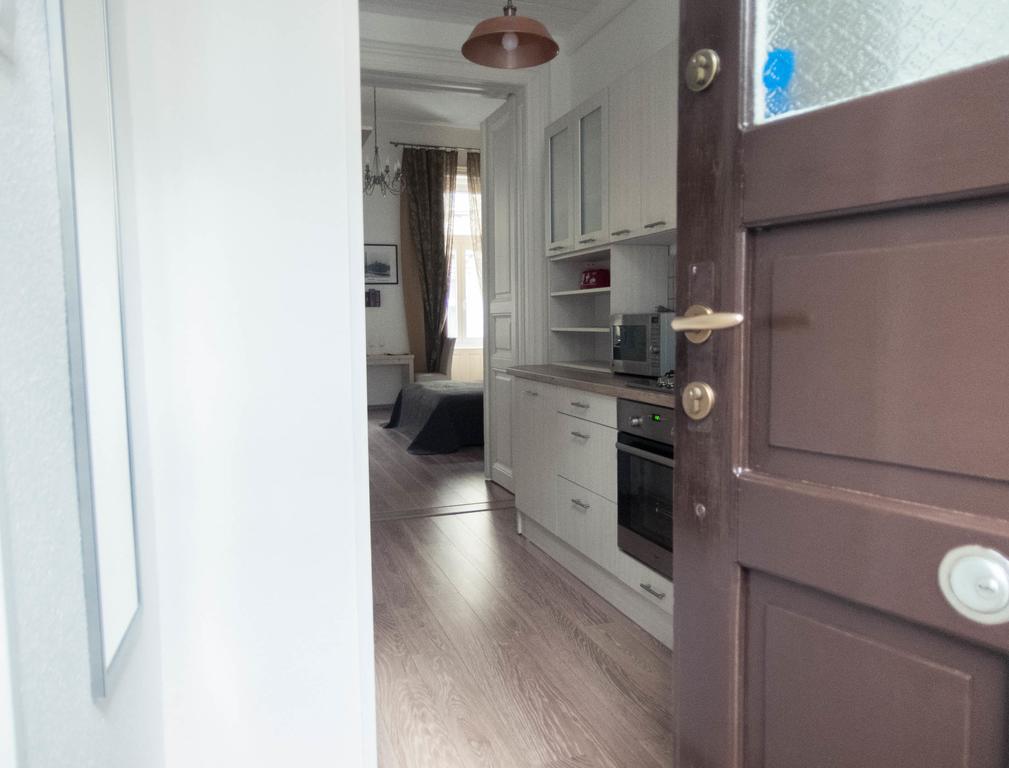 Goldcentral Apartament